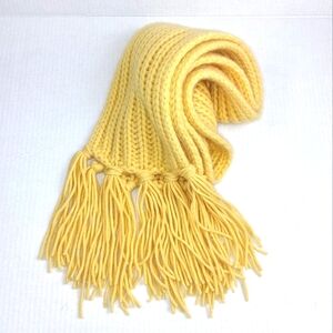 Banana Republic Butter Yellow 100% Cashmere Crochet Knit Scarf